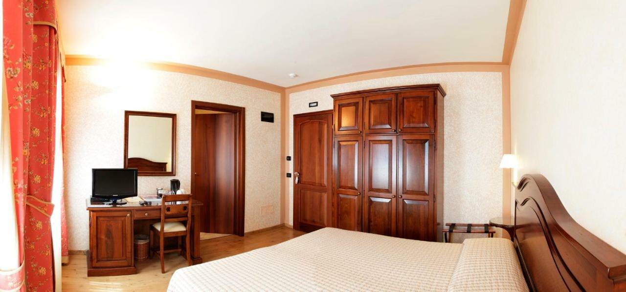 Agriturismo Delizia D'Este Francolino Buitenkant foto